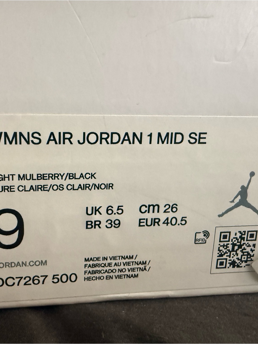 Jordan WMNS Air Jordan 1 Mid SE in Mulberry & Black - Picture 3 of 5